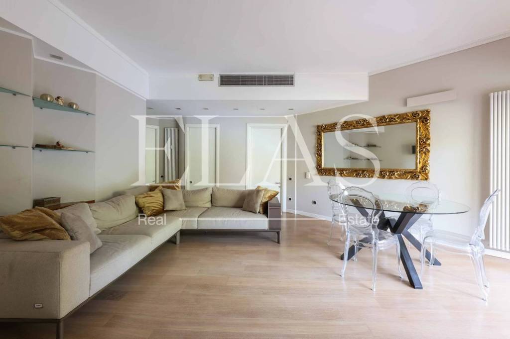 appartamento in vendita a Peschiera Borromeo in zona Linate