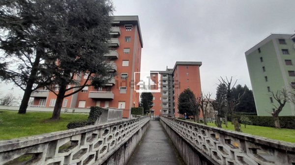 appartamento in vendita a Peschiera Borromeo in zona Linate