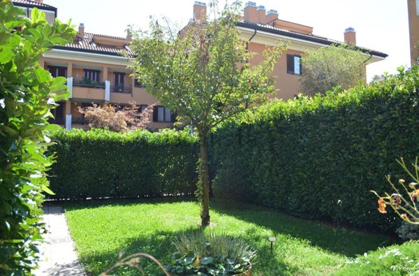 appartamento in vendita a Peschiera Borromeo in zona San Bovio