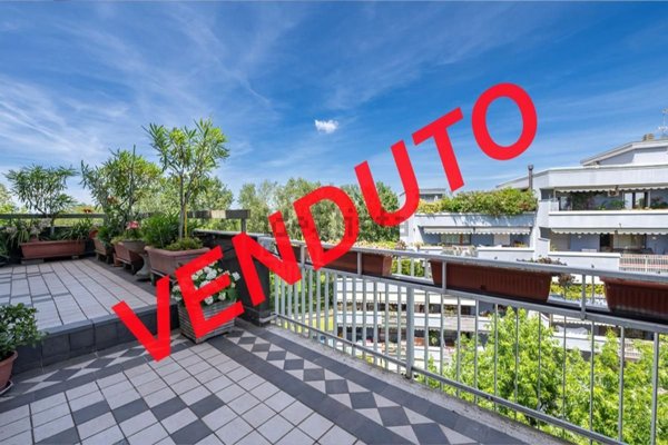 appartamento in vendita a Peschiera Borromeo in zona San Bovio