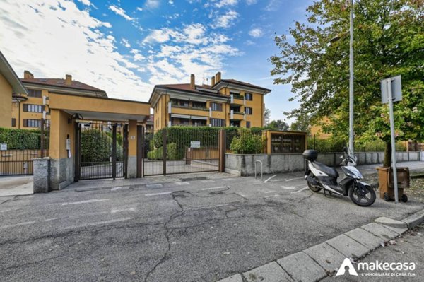 appartamento in vendita a Peschiera Borromeo in zona San Bovio