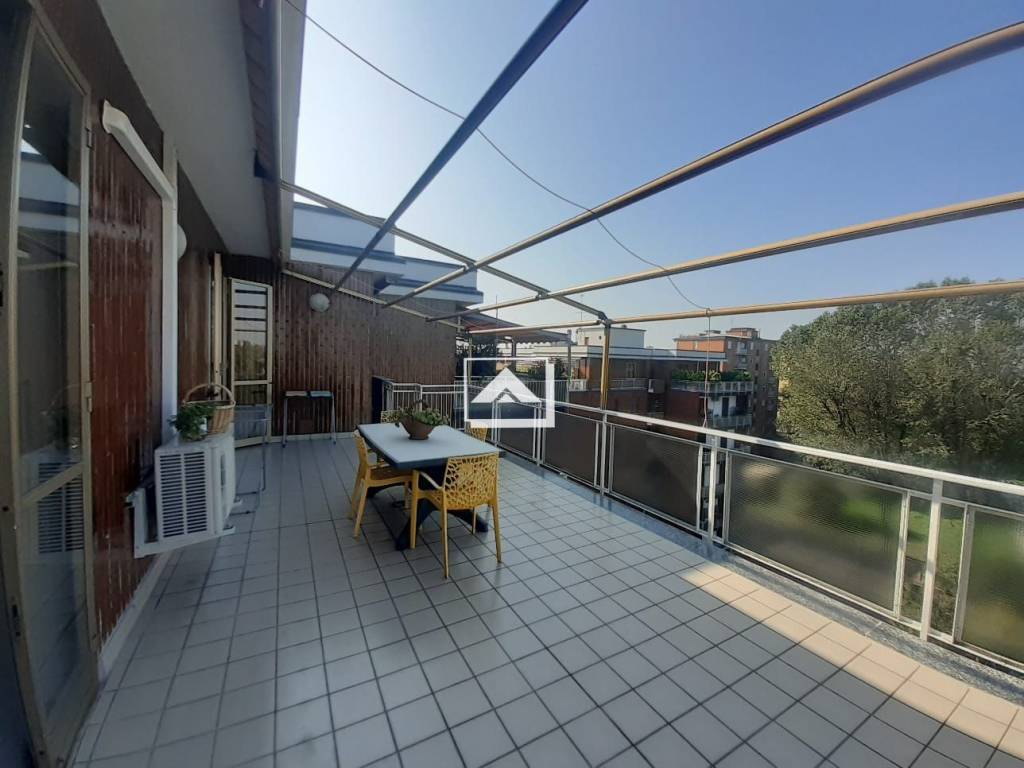 appartamento in vendita a Peschiera Borromeo in zona Bettola