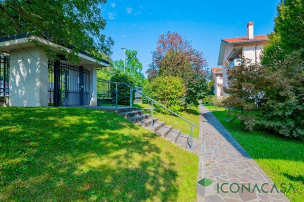 appartamento in vendita a Peschiera Borromeo in zona San Bovio