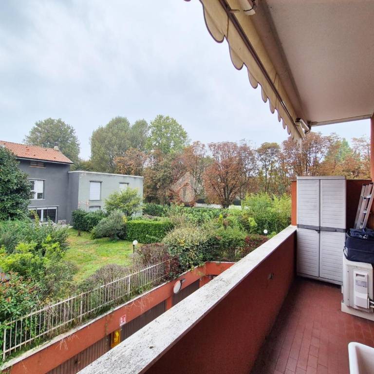 appartamento in vendita a Peschiera Borromeo in zona San Bovio