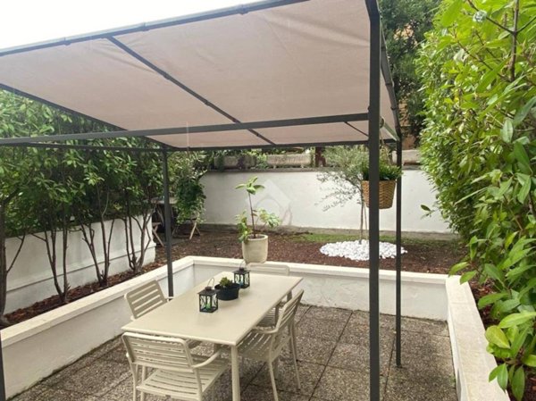 appartamento in vendita a Peschiera Borromeo in zona Linate