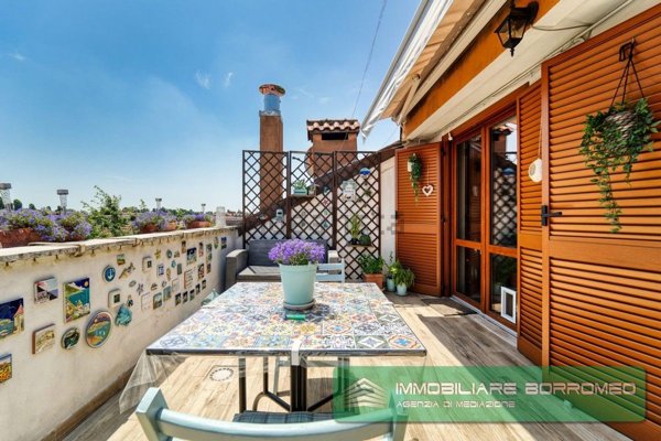 appartamento in vendita a Peschiera Borromeo in zona Mezzate