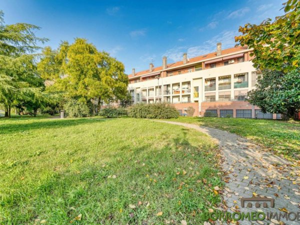 appartamento in vendita a Peschiera Borromeo in zona Mezzate