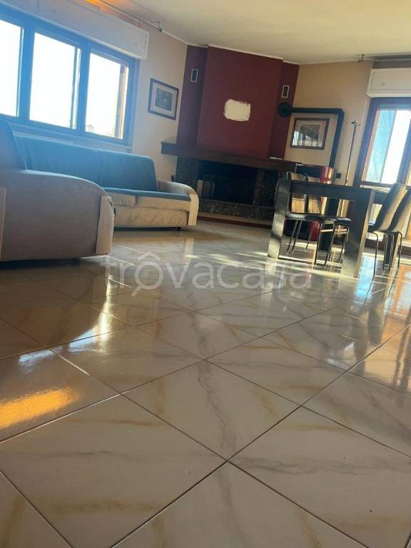 appartamento in vendita a Peschiera Borromeo in zona Bettola