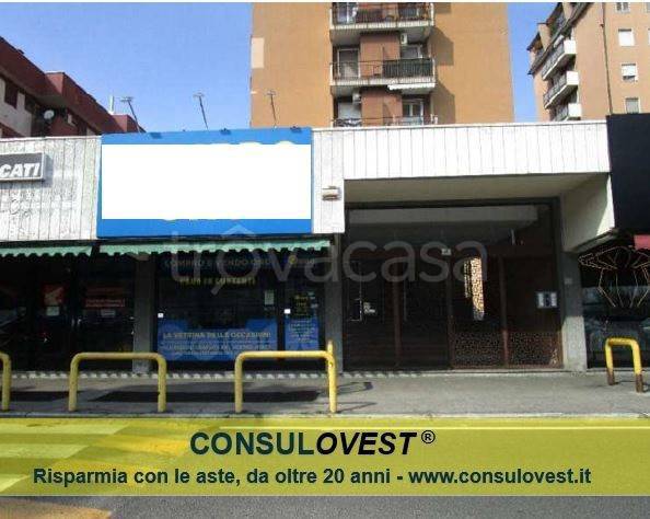 negozio in vendita a Peschiera Borromeo in zona Bettola