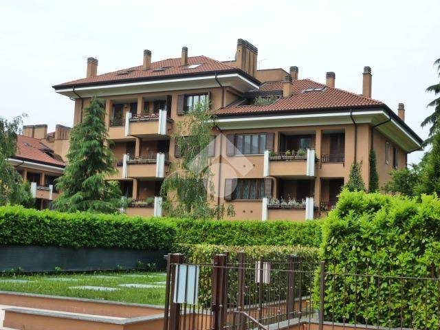 appartamento in vendita a Peschiera Borromeo in zona Linate