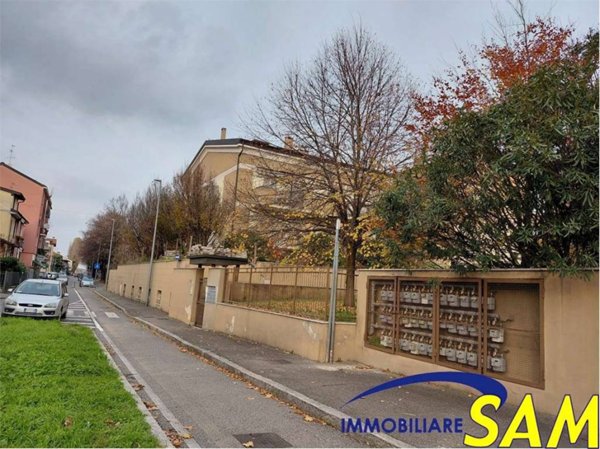 appartamento in vendita a Peschiera Borromeo in zona Linate