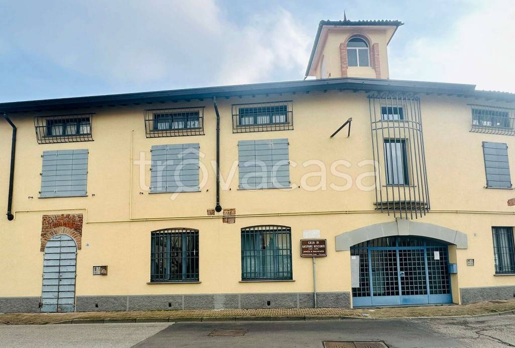 ufficio in vendita a Peschiera Borromeo in zona Linate