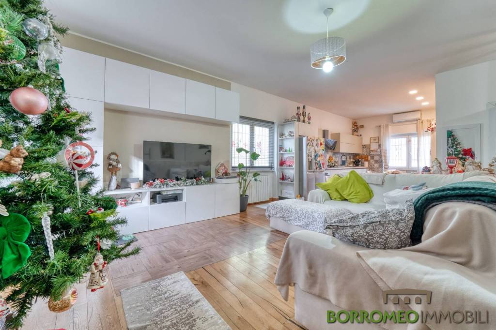 casa indipendente in vendita a Peschiera Borromeo