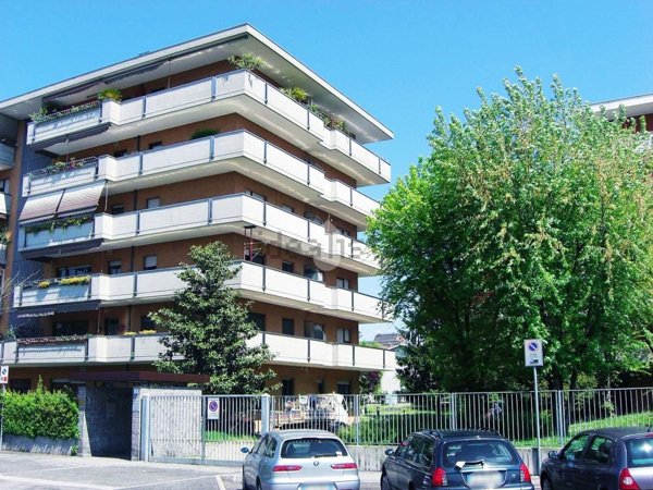 appartamento in vendita a Peschiera Borromeo