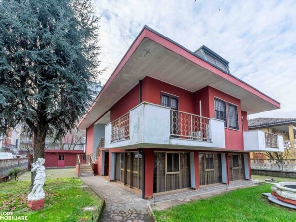 casa indipendente in vendita a Peschiera Borromeo