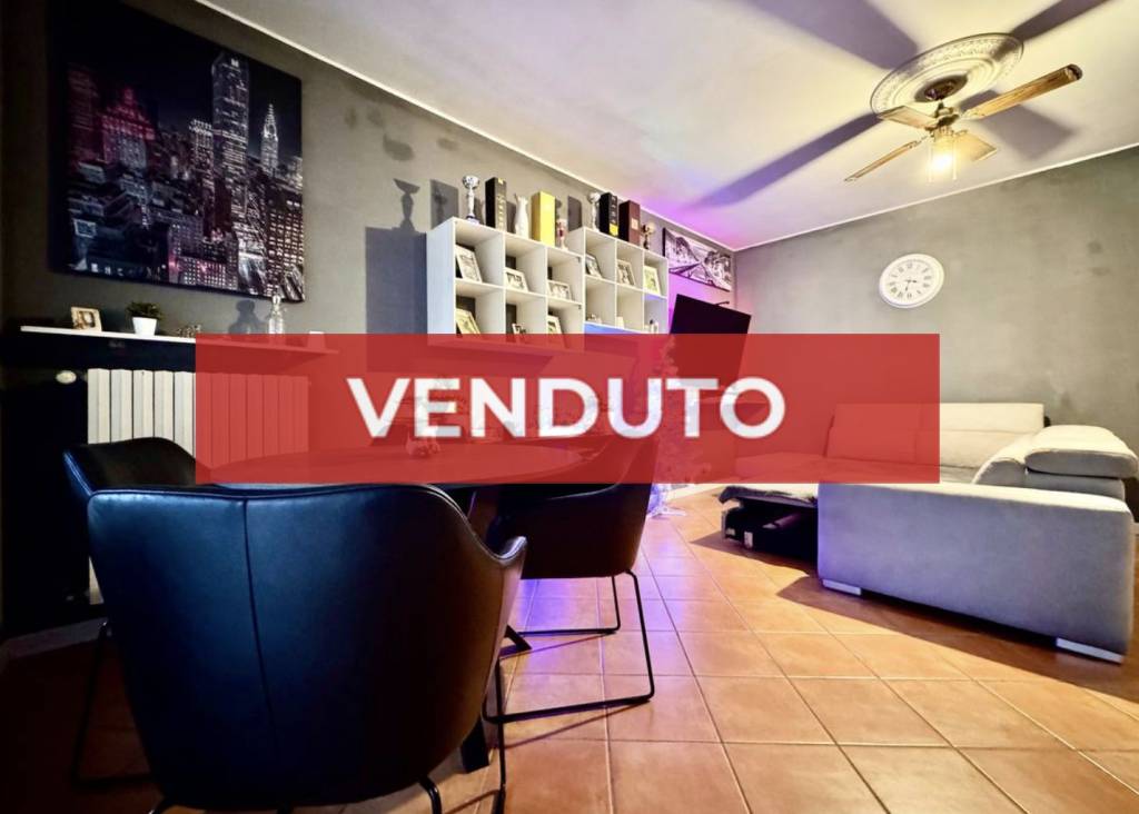 appartamento in vendita a Peschiera Borromeo in zona Mezzate