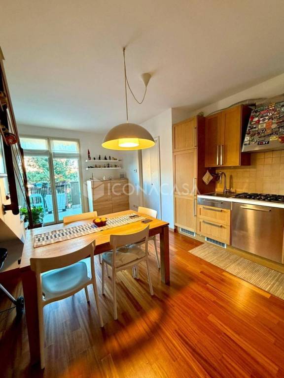 appartamento in vendita a Peschiera Borromeo in zona Linate