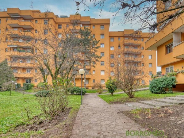 appartamento in vendita a Peschiera Borromeo in zona San Bovio