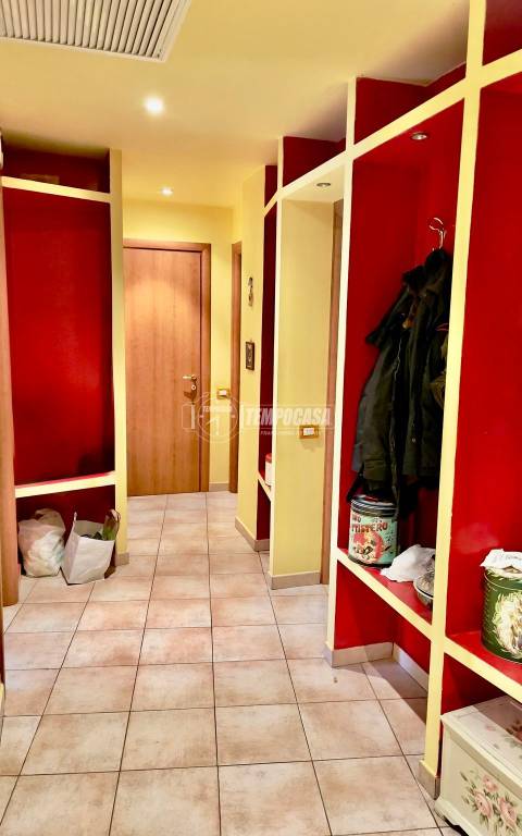 appartamento in vendita a Peschiera Borromeo in zona Linate