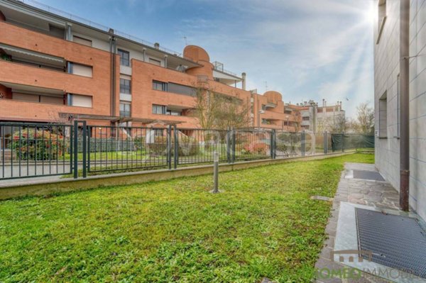 appartamento in vendita a Peschiera Borromeo in zona San Bovio