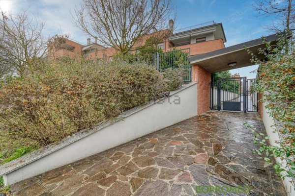 appartamento in vendita a Peschiera Borromeo in zona San Bovio