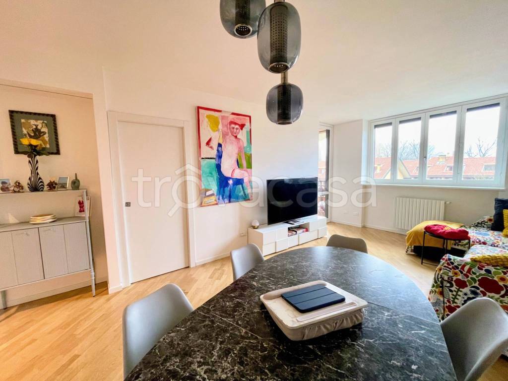 appartamento in vendita a Peschiera Borromeo in zona San Bovio