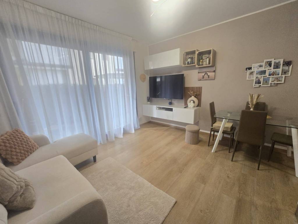 appartamento in vendita a Peschiera Borromeo in zona Bettola