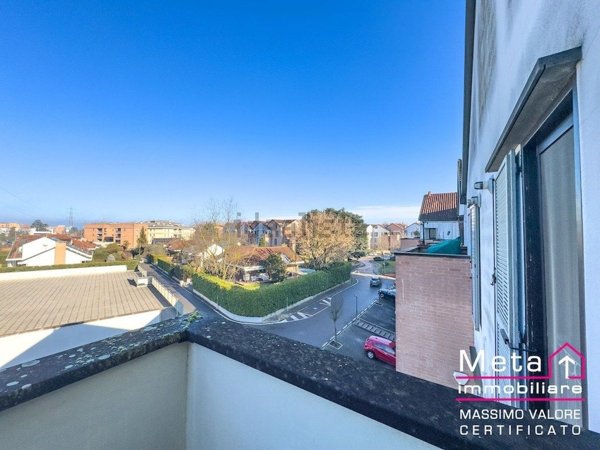 appartamento in vendita a Peschiera Borromeo in zona Bellaria