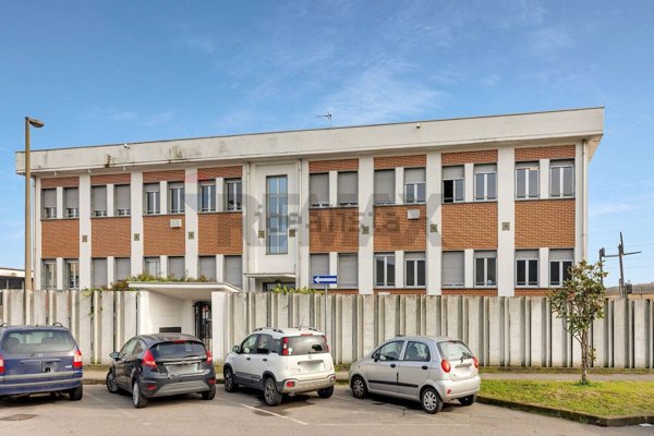 ufficio in vendita a Peschiera Borromeo