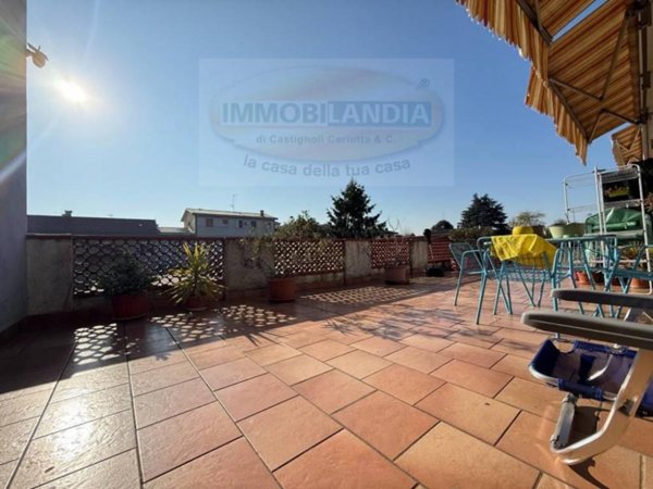 casa indipendente in vendita a Peschiera Borromeo