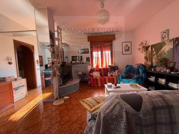 casa indipendente in vendita a Peschiera Borromeo