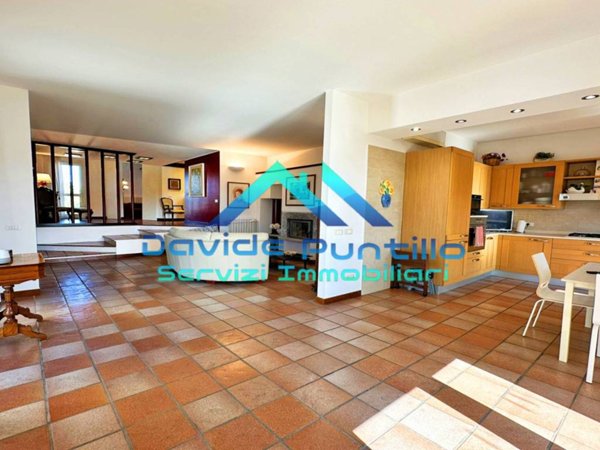 appartamento in vendita a Peschiera Borromeo in zona Bellaria