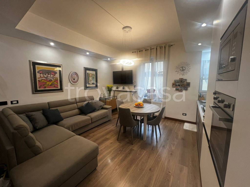 appartamento in vendita a Peschiera Borromeo in zona Bettola