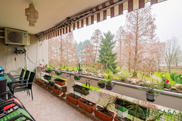 appartamento in vendita a Peschiera Borromeo in zona San Bovio