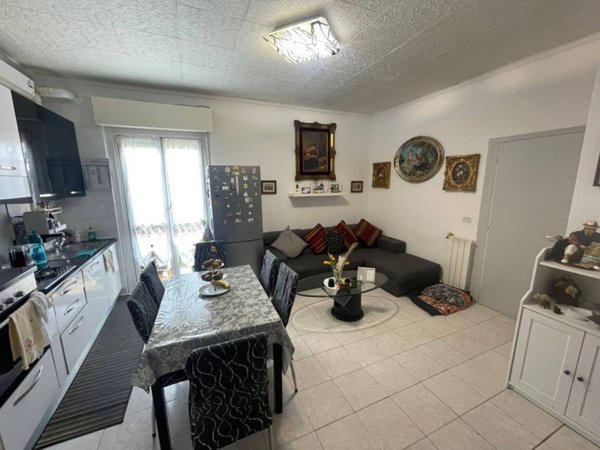 appartamento in vendita a Peschiera Borromeo in zona Bettola