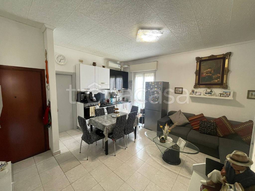 appartamento in vendita a Peschiera Borromeo in zona Bettola