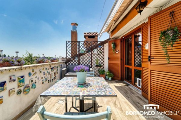 appartamento in vendita a Peschiera Borromeo in zona Mezzate