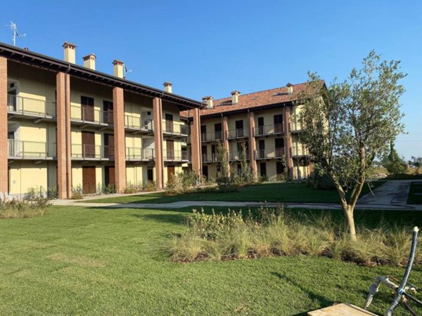 appartamento in vendita a Peschiera Borromeo in zona Bellaria