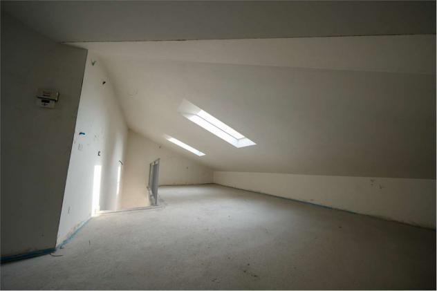 appartamento in vendita a Peschiera Borromeo in zona Linate