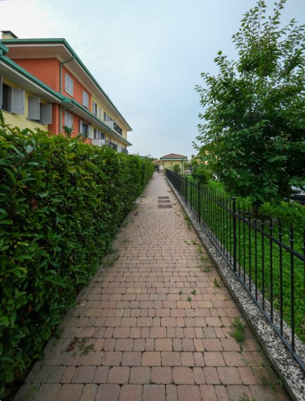 appartamento in vendita a Peschiera Borromeo in zona Bettola