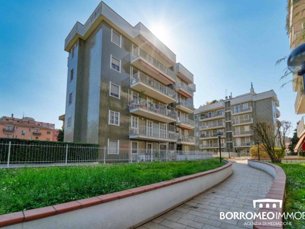 appartamento in vendita a Peschiera Borromeo in zona Bettola