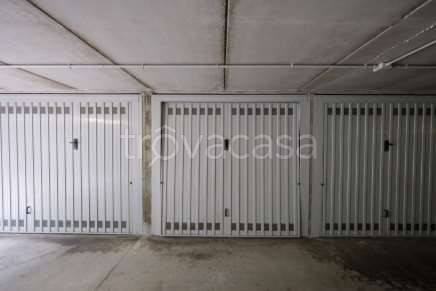 appartamento in vendita a Peschiera Borromeo in zona Bettola