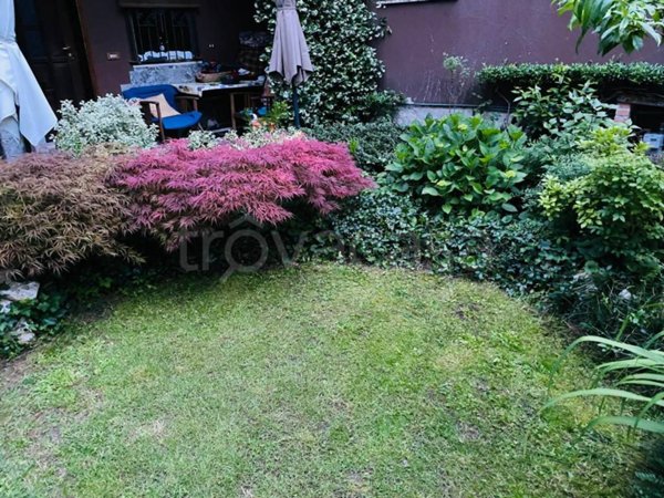 casa indipendente in vendita a Peschiera Borromeo