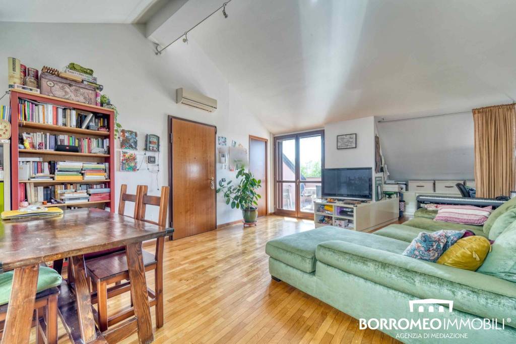 appartamento in vendita a Peschiera Borromeo in zona San Bovio