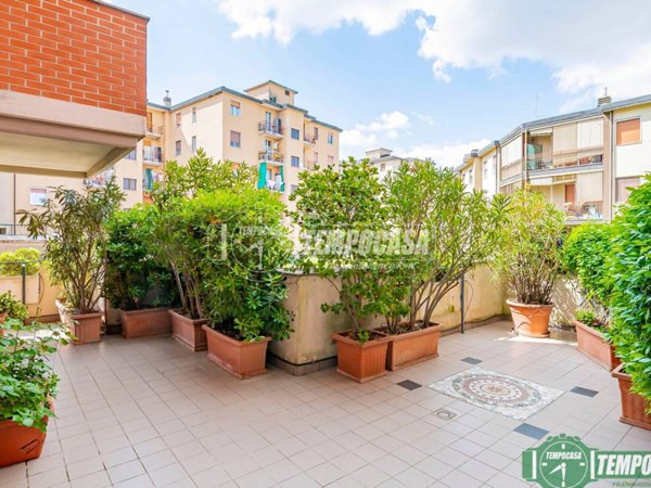 appartamento in vendita a Peschiera Borromeo in zona Linate