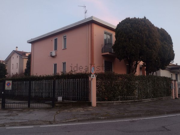 appartamento in vendita a Peschiera Borromeo