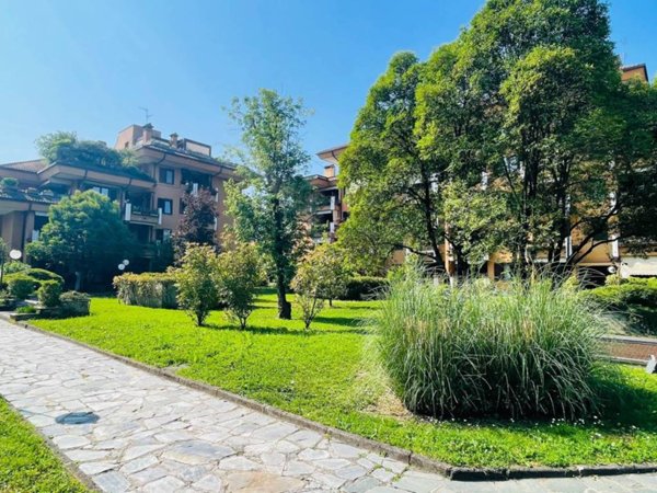 appartamento in vendita a Peschiera Borromeo in zona Bettola