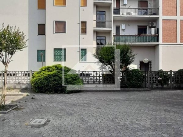 appartamento in vendita a Peschiera Borromeo in zona Bettola