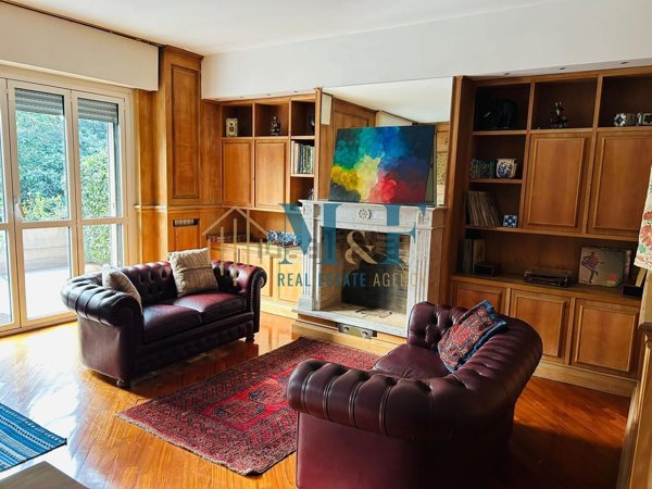 casa indipendente in vendita a Peschiera Borromeo in zona San Bovio