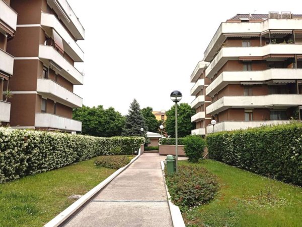 appartamento in vendita a Peschiera Borromeo in zona Bettola